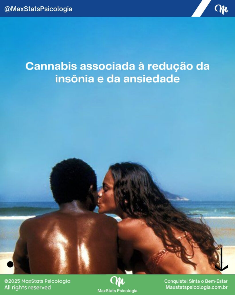 Casal aproveitando um momento de tranquilidade na praia, simbolizando os benefícios da cannabis medicinal na redução da insônia e da ansiedade.
