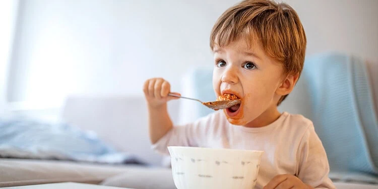 O consumo de alimentos ultraprocessados ​​na primeira infância está associado a pontuações de QI mais baixas