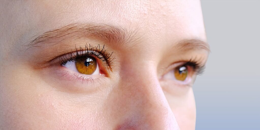 Eye contact discomfort does not explain slower emotion recognition in autistic individuals